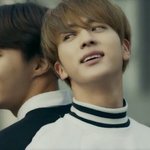 [방탄소년단] 블레2즈 광고 보는데