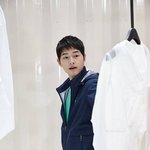 훈내 <b>진동</b>하는 송중기 직찍