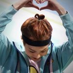 [EXO] 민석이 다리 다 나았을까? <b>북미</b>투어 걱정된다