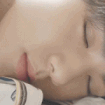 [EXO] (빨간렌즈를낀다) 이게 진짜 <b>내</b> <b>모습</b>이야