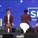 [EXO] 디오 <b>싸가지</b> 사람이바로옆에서 우는데