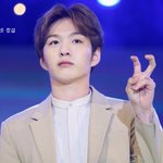 중독성 있는 <b>음색</b> 가진 아이돌
