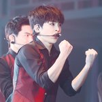 [시우민] 시우민 주먹 넘  <b>무셔</b>ㅠ