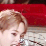 [EXO] 근데 이거 김민석 표정 왜<b>놀란</b>거야????