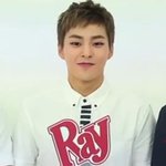 [시우민] 일본잡지 Ray 4월호 <b>인사</b> 영상 (시우민)