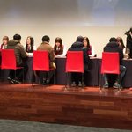 [댓글부탁해] 러블리즈 제발 다음 팬사인회때는 <b>의자</b> 가져다놓자
