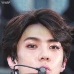 [EXO] 피부 개부<b>럽네</b> 매끈매끈