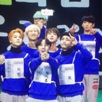 [방탄소년단] <b>맴</b>찢..톡선글 보는데 우리 많이 까인다...^^