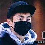 [EXO] 눈썹자라나는<b>속도</b> 대단