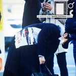 [EXO] 백현이 <b>신문</b> 끼고있는줄