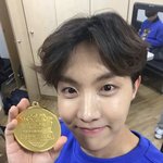 [방탄소년단] 미모<b>열일</b>한다