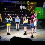 [댓글부탁해] 트와이스 리허설 대놓고 구경하는 아이돌
