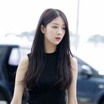 <b>민하</b>솔직히개이쁘지않음?