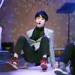 [EXO] 난 마치 <b>영웅</b>이 된 것처럼