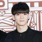 [EXO] 난 보기보다 <b>우직</b>하게 믿을 남자라는걸 널 알게될테니까