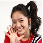 [댓글부탁해] 김<b>다니</b> 크리스탈 데뷔초 닮은거같지 않아?