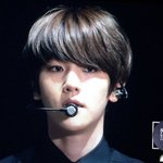 [백현] <b>이랫</b>던 머리가 이렇게 쩍 ㅋㄲ