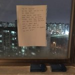 [댓글부탁해] 아파트에서 담배피는 <b>주민</b> 태도 (사진첨부)