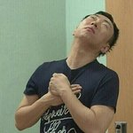 [EXO] 뜬금포 미안한데 틴트나 립<b>펜슬</b> 추천좀