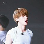 [EXO] 백현이 <b>흰색</b>도 진짜 잘 받음