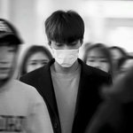 [EXO] 나이거보자마자 그냥 바로 배경<b>누름</b>