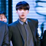 [EXO] 헤디는 왜 이런 머리는 <b>가뭄</b>에 콩 나듯 해줄까