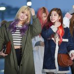 女아이돌의 화려한 <b>투톤</b> 헤어