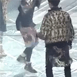 [EXO] 야 나 <b>목구멍</b>으로 물 떨어지는 소리 들림