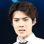 [EXO] 시상하러 온 팬들을 본 엑소의 <b>속</b>마음jpg