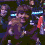 [방탄소년단] 태태 손 <b>박수</b> 짝짝