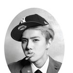 [EXO] 그러고보니까 세훈이 <b>감자</b> 물고있는것도 무슨 뜻 있지않냐...