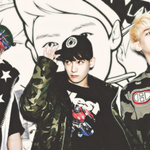 [EXO] 백현이 옆에 <b>밀리터리</b> 종대잖아
