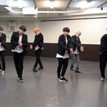 [방탄소년단] 런에 박수치는 안무 있는 거 얼마 전에 앎ㅋㅋㅋㅋ