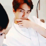 [EXO] 오세훈 이 짤 보면 왠지 <b>눈썹</b> 같이 움직여야될거같음