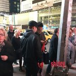 [시우민] 시우민 <b>뉴욕</b>타임스퀘어에 가닷!