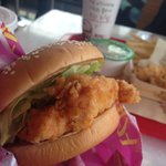 주말에는 징거팩