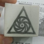 [EXO] ㅁㅊㅋㅋㅋ나학교숙제로 엑소도장만들엇엇네