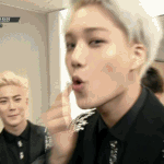 [EXO] 종인이 볼<b>드럼</b> 낮져밤이는 이거