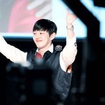 <b>유아</b>인 앞머리 안 내리는 이유
