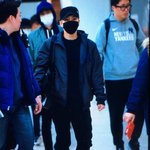 [시우민] 존엪케네디공항을  워킹하는 시우민 비율<b>보소</b>