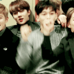 [EXO] 이거 뭔가 <b>썸남</b> <b>친구</b>들이 눈치보다가