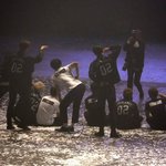 [백현] 백현이 아래 쌔끈<b>포즈</b> 뒤태
