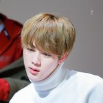 [방탄소년단] 김석진 얼굴에 <b>솜털</b>있음