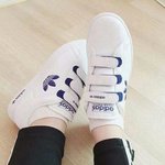 아디다스 <b>스탠</b>트레포일