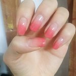 처음 <b>네일</b>아트 해봤는데