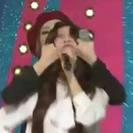 [모두드루와] 오늘자 뮤뱅에서 얼굴<b>꾸김</b>(?)당한 아이돌ㅋㅋㅋㅋㅋㅋㅋ