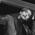 [EXO] 골목길을 지나가다 눈이 마주쳤다.