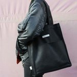 교복에 숄더백매는게 날라리같아?