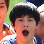 [EXO] 아침에 일어나서 <b>분주</b>하게 나갈 준비하는데