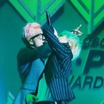[방탄소년단] 스트라이프 <b>정장</b>은 사랑이죠